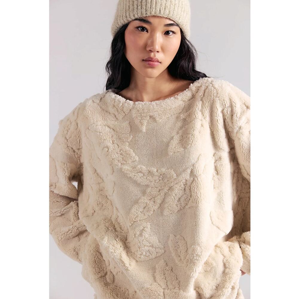 Free People Oversized Romantic Calla Sherpa Pullover Ivory Floral Medium NWT - Picture 4 of 13